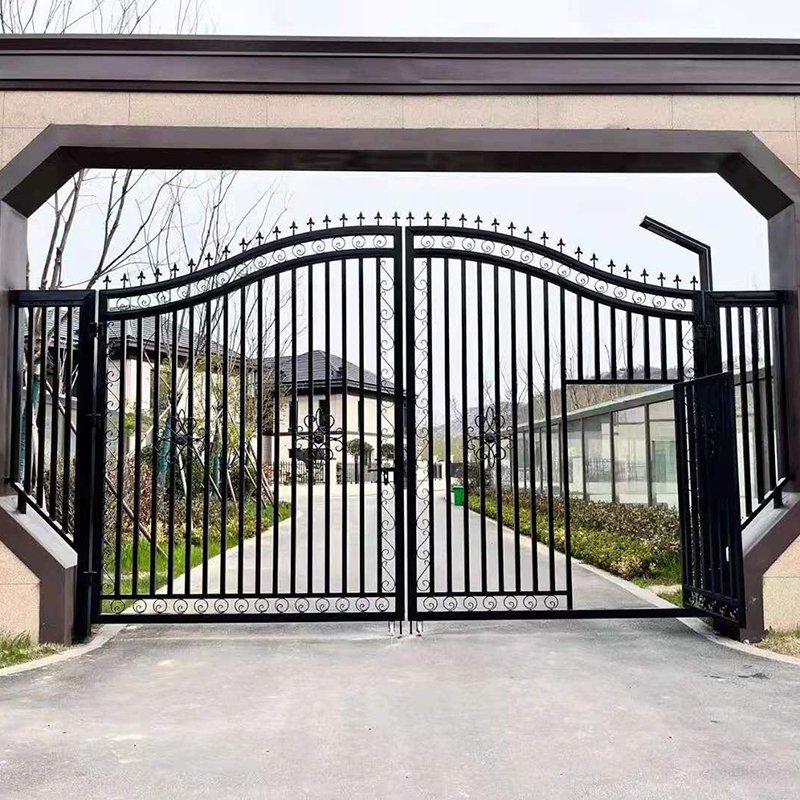 China Wrought Iron Gate SuppliersCustomizable Designs